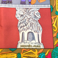 画像をギャラリービューアに読み込む, エルメス HERMES カレ90 TORANA スカーフ 塔門 ゾウ ライオン 大判 シルク マルチカラー 総柄【中古】