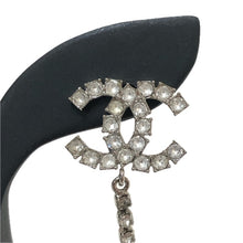 画像をギャラリービューアに読み込む, シャネル CHANEL ロングピアス ココマーク ラインストーン B18S シルバー【中古】