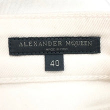 画像をギャラリービューアに読み込む, アレキサンダー マックイーン ALEXANDER McQUEEN デニムパンツ ジーンズ ストレッチ サイズ40 7号 S相当 ホワイト【中古】