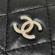 画像をギャラリービューアに読み込む, CHANEL シャネル 二つ折り マトラッセ 長財布 カーフ ブラック レディース 【中古】