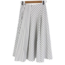画像をギャラリービューアに読み込む, Selford セルフォード ストライプタックボリューム ロングスカート ホワイト レディース 【中古】