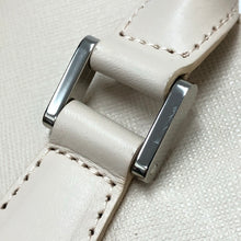 画像をギャラリービューアに読み込む, BURBERRY バーバリー ハンドバッグ トートバッグ ロゴプレート ノバチェック レザー ベージュ レディース 【中古】