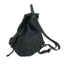 画像をギャラリービューアに読み込む, PRADA プラダ リュック・デイパック ナイロン ブラック【中古】 レディース