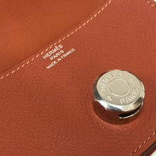 Load image into Gallery viewer, HERMES エルメス ドゴン カードケース レザー ブラッシュ Z刻印【中古】 ユニセックス