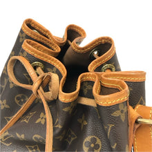画像をギャラリービューアに読み込む, LOUIS VUITTON ルイ・ヴィトン プチ ノエ M42224 ショルダーバッグ モノグラムキャンバス レディース 【中古】