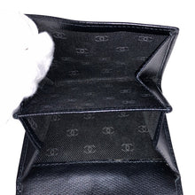 画像をギャラリービューアに読み込む, CHANEL シャネル ココボタン Wホック 三つ折り財布 レザー ブラック レディース 【中古】