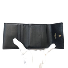 画像をギャラリービューアに読み込む, CHANEL シャネル ココボタン Wホック 三つ折り財布 レザー ブラック レディース 【中古】