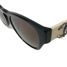 画像をギャラリービューアに読み込む, CHANEL シャネル 5455QA C501 S5 サングラス プラスチック/レザー モノトーン ホワイト レディース 【中古】