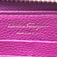 画像をギャラリービューアに読み込む, Salvatore Ferragamo サルヴァトーレフェラガモ 長財布 スタッズ付き ラウンドファスナー レザー パープル系 レディース 【中古】