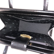 画像をギャラリービューアに読み込む, YVES SAINT LAURENT イヴ・サンローラン ショルダーバッグ エナメル ブラック レディース 【中古】