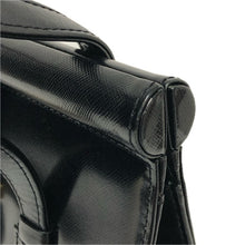 画像をギャラリービューアに読み込む, YVES SAINT LAURENT イヴ・サンローラン ショルダーバッグ エナメル ブラック レディース 【中古】