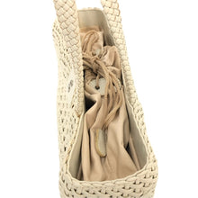 画像をギャラリービューアに読み込む, Roberta di Camerino ロベルタ・ディ・カメリーノ かごバッグ メッシュ ハンドバッグ アイボリー レディース 【中古】