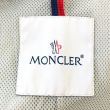 画像をギャラリービューアに読み込む, MONCLER モンクレール SANVE ナイロンジャケット オフホワイト レディース 【中古】