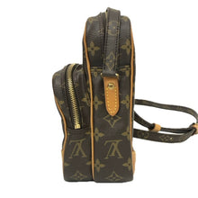 画像をギャラリービューアに読み込む, LOUIS VUITTON ルイ・ヴィトン アマゾン M45236 ショルダーバッグ モノグラムキャンバス ブラウン レディース 【中古】