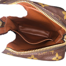 画像をギャラリービューアに読み込む, LOUIS VUITTON ルイ・ヴィトン アマゾン M45236 ショルダーバッグ モノグラムキャンバス ブラウン レディース 【中古】