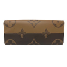 画像をギャラリービューアに読み込む, LOUIS VUITTON ルイ・ヴィトン 2way オンザゴーMM M45321 トートバッグ/ジャイアント・モノグラム キャンバス ブラウン レディース 【中古】