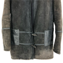 画像をギャラリービューアに読み込む, LOEWE ロエベ トグル ムートンコート 羊革 ダークグレー系【中古】 レディース