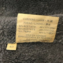 画像をギャラリービューアに読み込む, LOEWE ロエベ トグル ムートンコート 羊革 ダークグレー系【中古】 レディース