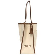 画像をギャラリービューアに読み込む, FOXEY フォクシー バイカラー ノベルティ トートバッグ キャンバス/レザー ベージュ【中古】 レディース