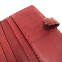 画像をギャラリービューアに読み込む, CHANEL シャネル マトラッセ Wホック 長財布 エナメル レッド【中古】 レディース
