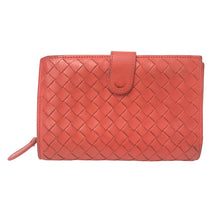 画像をギャラリービューアに読み込む, BOTTEGAVENETA ボッテガヴェネタ イントレチャート 121060 V001N 6502 二つ折り財布 レザー コーラル系【中古】 レディース