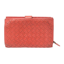 画像をギャラリービューアに読み込む, BOTTEGAVENETA ボッテガヴェネタ イントレチャート 121060 V001N 6502 二つ折り財布 レザー コーラル系【中古】 レディース
