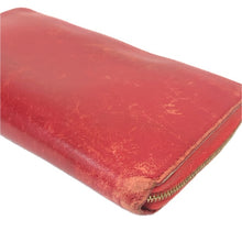 画像をギャラリービューアに読み込む, CELINE セリーヌ ラウンドファスナー 長財布 カーフ レッド【中古】 レディース