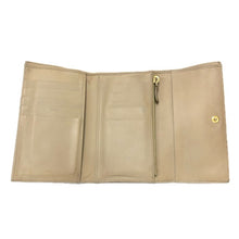 画像をギャラリービューアに読み込む, MIUMIU ミュウミュウ クロコ調型押し 5M1097 三つ折り財布 牛革 ベージュ系【中古】 レディース