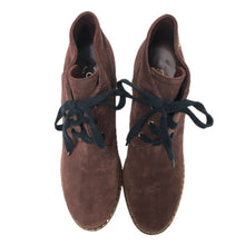 画像をギャラリービューアに読み込む, CHANEL シャネル ココマーク チェーン レースアップ ウェッジソール ショートブーツ スエード バーガンディ 37.5(24-24.5cm相当)【中古】レディース