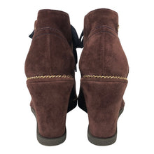 画像をギャラリービューアに読み込む, CHANEL シャネル ココマーク チェーン レースアップ ウェッジソール ショートブーツ スエード バーガンディ 37.5(24-24.5cm相当)【中古】レディース