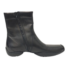 画像をギャラリービューアに読み込む, Christian Dior クリスチャンディオール サイドジップ ロゴ ショートブーツ レザー ブラック 24.5cm相当【中古】【新品同様】【美品】 レディース