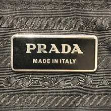 画像をギャラリービューアに読み込む, PRADA プラダ 三角ロゴプレート トートバッグ パンチングレザー ブラック【中古】 レディース