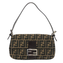 画像をギャラリービューアに読み込む, FENDI フェンディ ズッカ柄 マンマバケット 26424 ショルダーバッグ キャンバス/レザー ブラウン【中古】 レディース