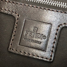 画像をギャラリービューアに読み込む, FENDI フェンディ ズッカ柄 マンマバケット 26424 ショルダーバッグ キャンバス/レザー ブラウン【中古】 レディース