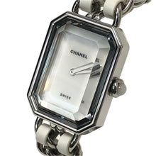 画像をギャラリービューアに読み込む, CHANEL シャネル プルミエール Mサイズ H1639 腕時計 ギャランティカード付 シルバー クオーツ シェル文字盤【中古】 レディース