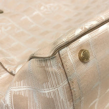 画像をギャラリービューアに読み込む, CHANEL シャネル ニュートラベルライン トートGM ギャランティカード付 ショルダーバッグ A15825 トートバッグ レザー/ナイロンキャンバス ベージュ【中古】レディース