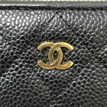 画像をギャラリービューアに読み込む, CHANEL シャネル マトラッセ ココマーク ラウンドファスナー 長財布 キャビアスキン ギャランティカード付 ゴールド金具 ブラック【中古】レディース