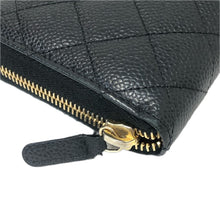 画像をギャラリービューアに読み込む, CHANEL シャネル マトラッセ ココマーク ラウンドファスナー 長財布 キャビアスキン ギャランティカード付 ゴールド金具 ブラック【中古】レディース