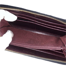 画像をギャラリービューアに読み込む, CHANEL シャネル マトラッセ ココマーク ラウンドファスナー 長財布 キャビアスキン ギャランティカード付 ゴールド金具 ブラック【中古】レディース