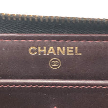 画像をギャラリービューアに読み込む, CHANEL シャネル マトラッセ ココマーク ラウンドファスナー 長財布 キャビアスキン ギャランティカード付 ゴールド金具 ブラック【中古】レディース