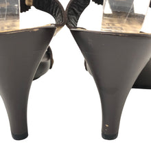 画像をギャラリービューアに読み込む, FENDI フェンディ ブランドロゴ サンダル レザー イエローベージュ系 7.5cmヒール サイズ37(24cm相当)【中古】【美品】レディース