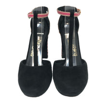 画像をギャラリービューアに読み込む, Salvatore Ferragamo フェラガモ アンクルストラップ チャンキーヒール パンプス スウェード ブラック 9cmヒール サイズ7.5(24.5cm相当)【中古】 レディース