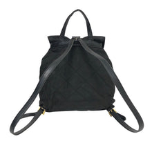 画像をギャラリービューアに読み込む, PRADA プラダ キルティング 三角ロゴ リュック・デイパック ナイロン ブラック【中古】 レディース