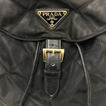 画像をギャラリービューアに読み込む, PRADA プラダ キルティング 三角ロゴ リュック・デイパック ナイロン ブラック【中古】 レディース