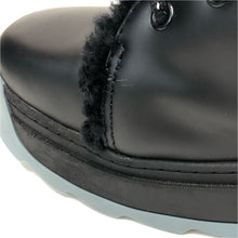 画像をギャラリービューアに読み込む, FENDI フェンディ 8T6826 ブーツ ムートン/レザー ブラック 4.5cmヒール サイズ39(26cm相当)【中古】レディース