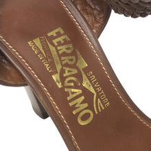 画像をギャラリービューアに読み込む, Salvatore Ferragamo フェラガモ アンクルストラップ サンダル レース×レザー アイボリー×ブラウン 9cmヒール サイズ7(24cm相当)【中古】レディース