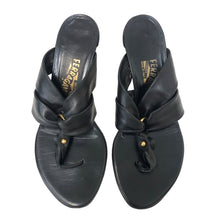 画像をギャラリービューアに読み込む, Salvatore Ferragamo フェラガモ トングサンダル レザー ブラック 7cmヒール サイズ8.5(25.5cm相当)【中古】 レディース 大きいサイズ