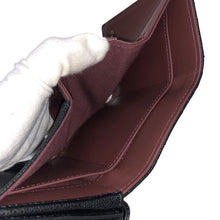 画像をギャラリービューアに読み込む, CHANEL シャネル ミニ三つ折り財布 AP0230 マトラッセ キャビアスキン ゴールド金具 ブラック【中古】【新品同様】【美品】レディース