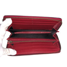 画像をギャラリービューアに読み込む, GUCCI グッチ GGスプリーム チェリー ラウンドファスナー 長財布 476049 ベージュ【中古】 レディース