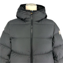 画像をギャラリービューアに読み込む, MONCLER モンクレール Beulah ダウンジャケット フード付き ブラック サイズ14A(レディースS-M相当)【中古】【新品同様】【美品】大人着用可 ガールズ